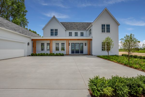 Driveway Refinishing in Lees Summit