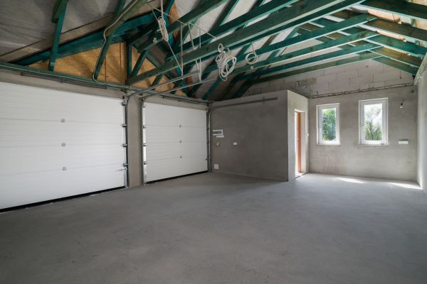 Cost of Garage Floor Concrete Repair in Lees Summit